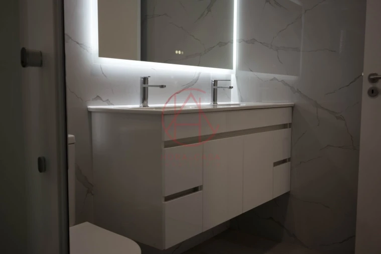 Apartamento T4 para Venda em Amora Foto 36