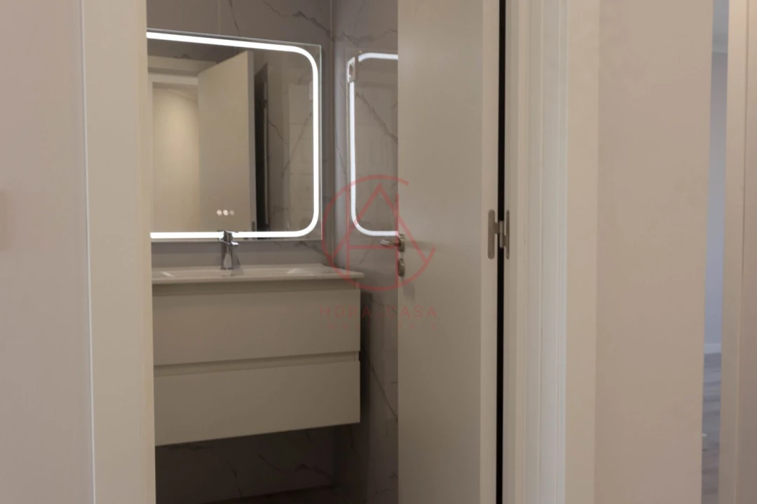 Apartamento T4 para Venda em Amora Foto 33