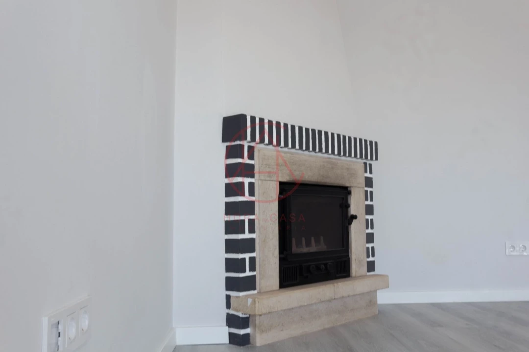 Apartamento T4 para Venda em Amora Foto 23