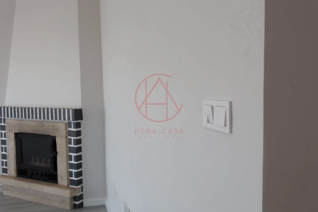 Apartamento T4 para Venda em Amora Foto 20