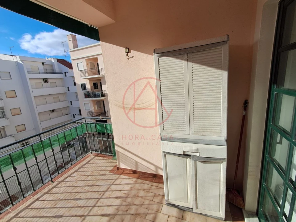 Apartamento T1 para Venda em Armação de Pera Foto 3