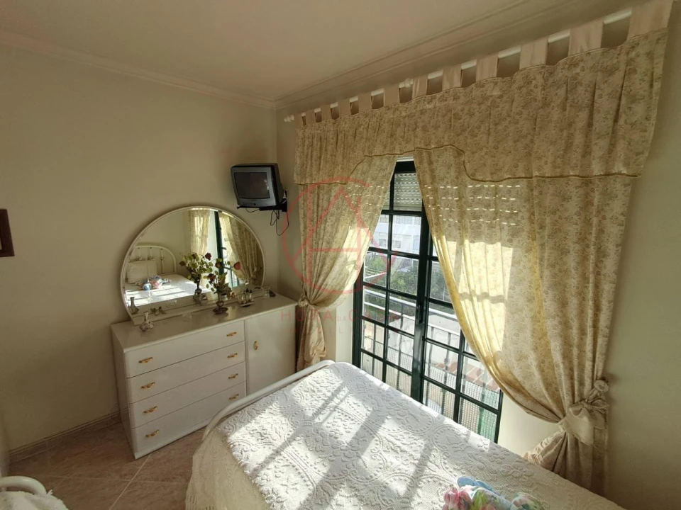 Apartamento T1 para Venda em Armação de Pera Foto 22