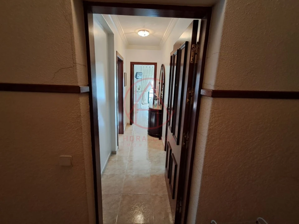 Apartamento T1 para Venda em Armação de Pera Foto 5