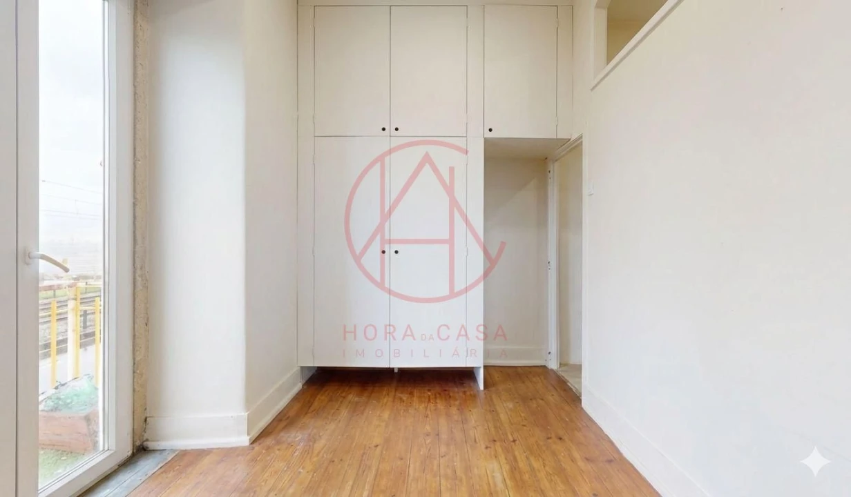 Apartamento T2 para Venda em Misericórdia Foto 8