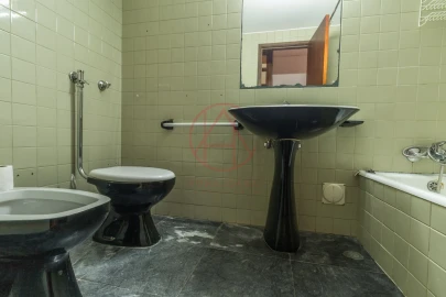 Apartamento T6 para Venda em Sesimbra (Santiago)