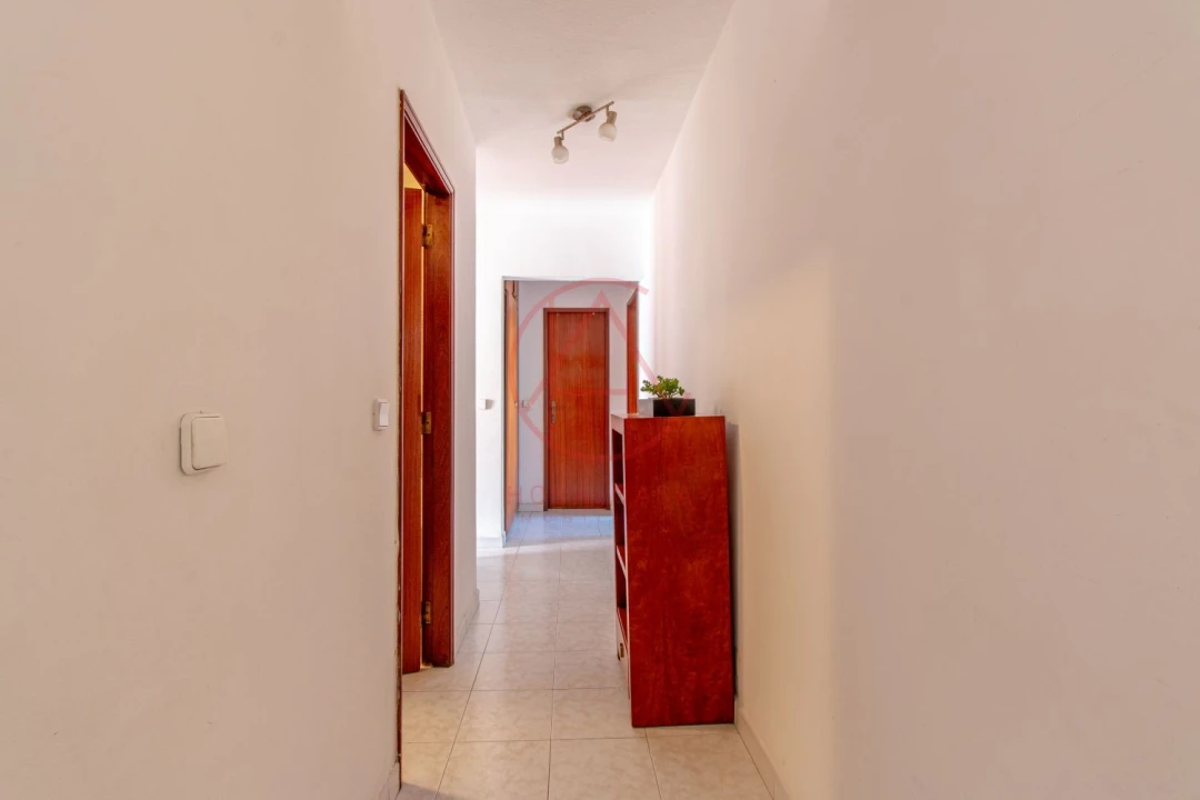 Apartamento T3 para Venda em Santo Antonio da Charneca Foto 31