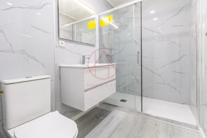Apartamento T2 para Venda em Corroios