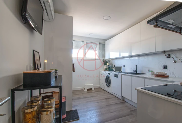 Apartamento T3 para Venda em Santo Antonio da Charneca Foto 8