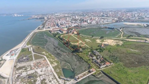 Moradia T1 para Venda em Barreiro e Lavradio