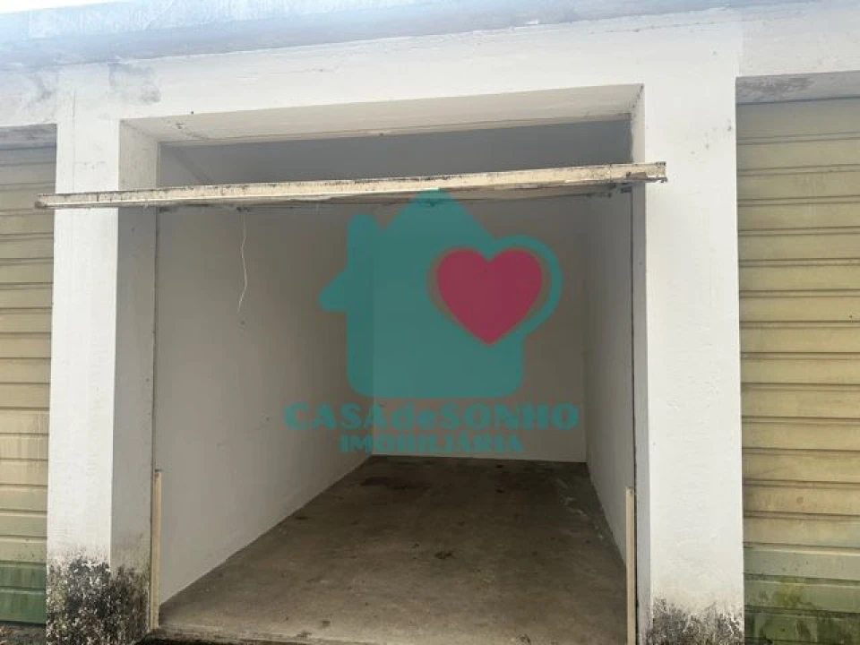 Garagem para Arrendamento em Albergaria-A-Velha e Valmaior Foto 1
