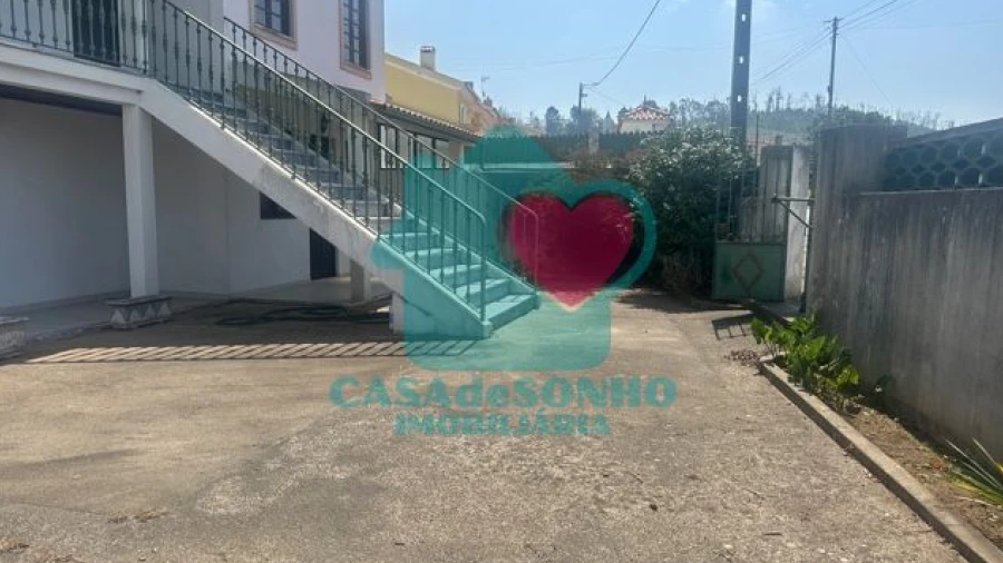 Moradia T3 para Venda em Branca