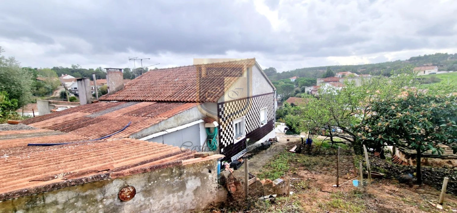 Moradia T3 para Venda em Carvoeira e Carmões Foto 28