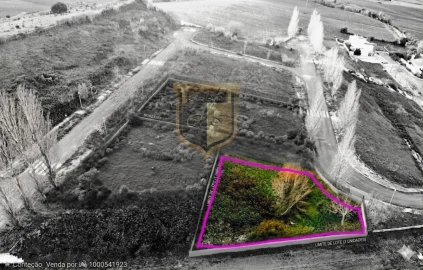 Terreno para Venda em Carvoeira e Carmões