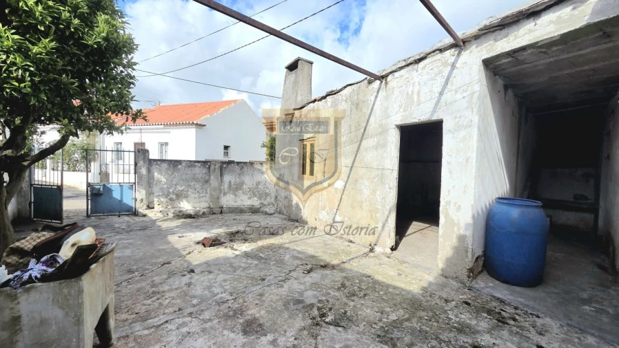 Moradia T2 para Venda em Freiria Foto 6