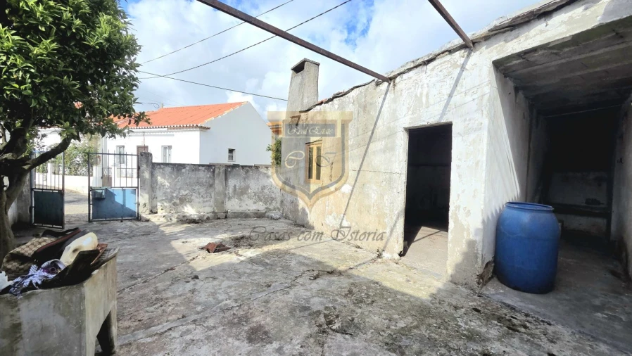 Moradia T2 para Venda em Freiria Foto 6