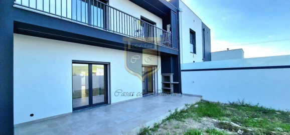 Moradia T4 para Venda em Silveira