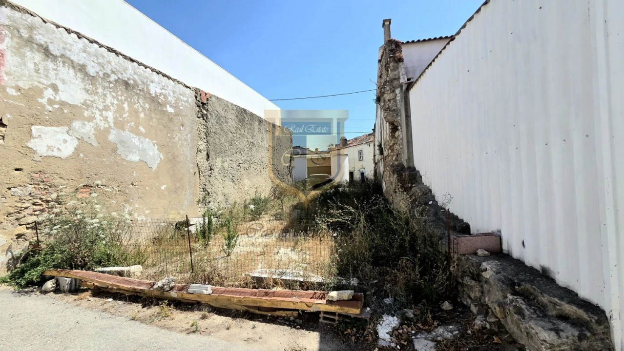 Moradia T3 para Venda em Dois Portos e Runa Foto 6
