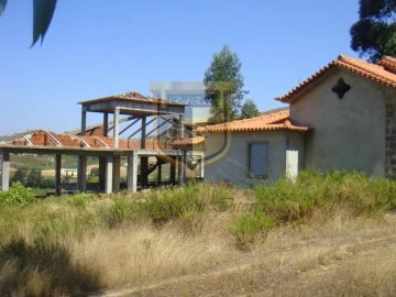 Quinta T6 para Venda em Turcifal