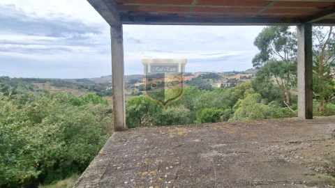 Quinta T6 para Venda em Turcifal