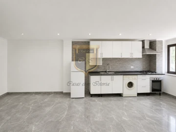 Apartamento T2 para Venda em Enxara do Bispo, Gradil e Vila Franca do Rosário