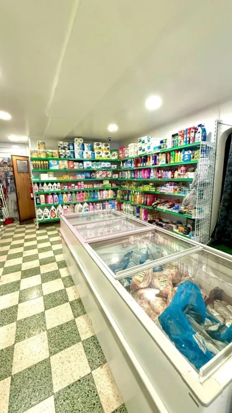 Loja para Trespasse em Águas Livres
