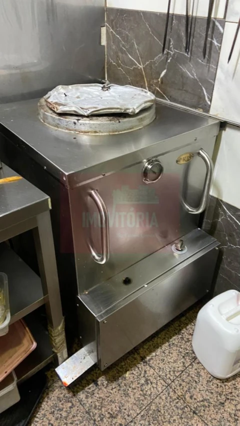 Loja para Trespasse em Campo de Ourique