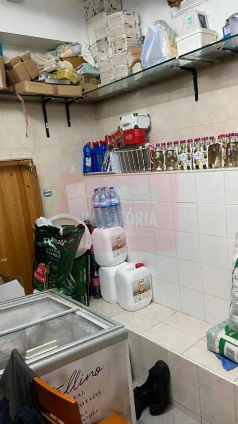 Loja para Trespasse em Campo de Ourique