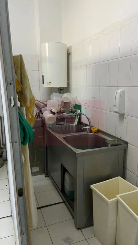 Loja para Trespasse em Areeiro