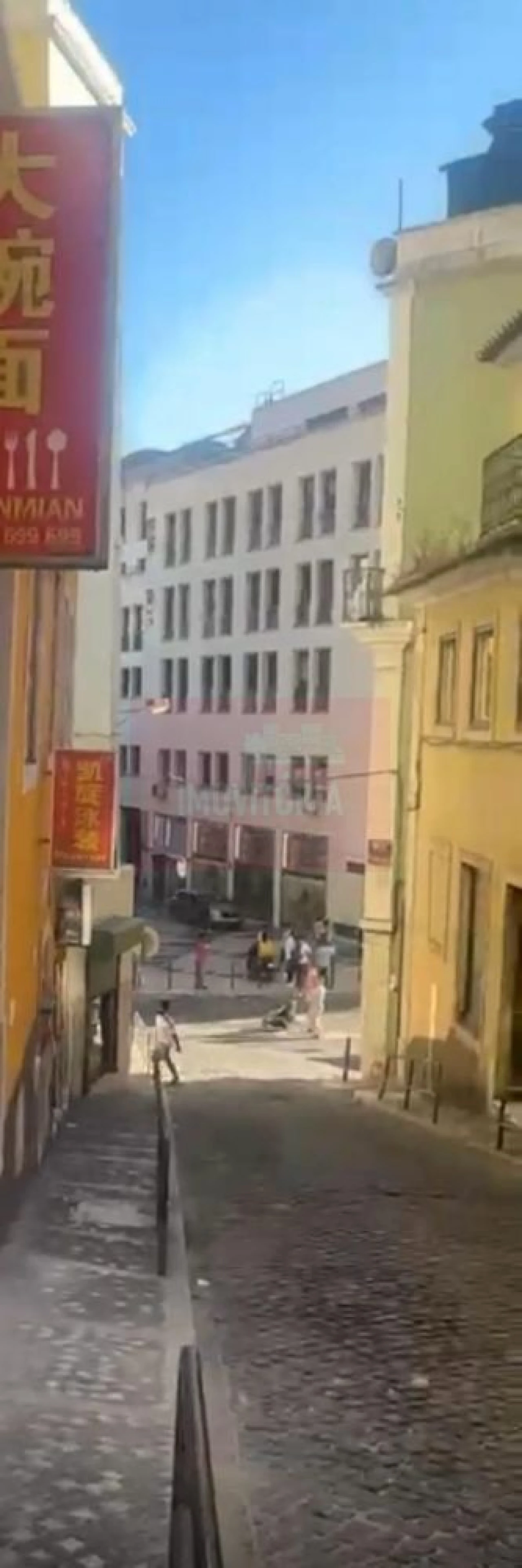 Loja para Arrendamento em Santa Maria Maior Foto 1