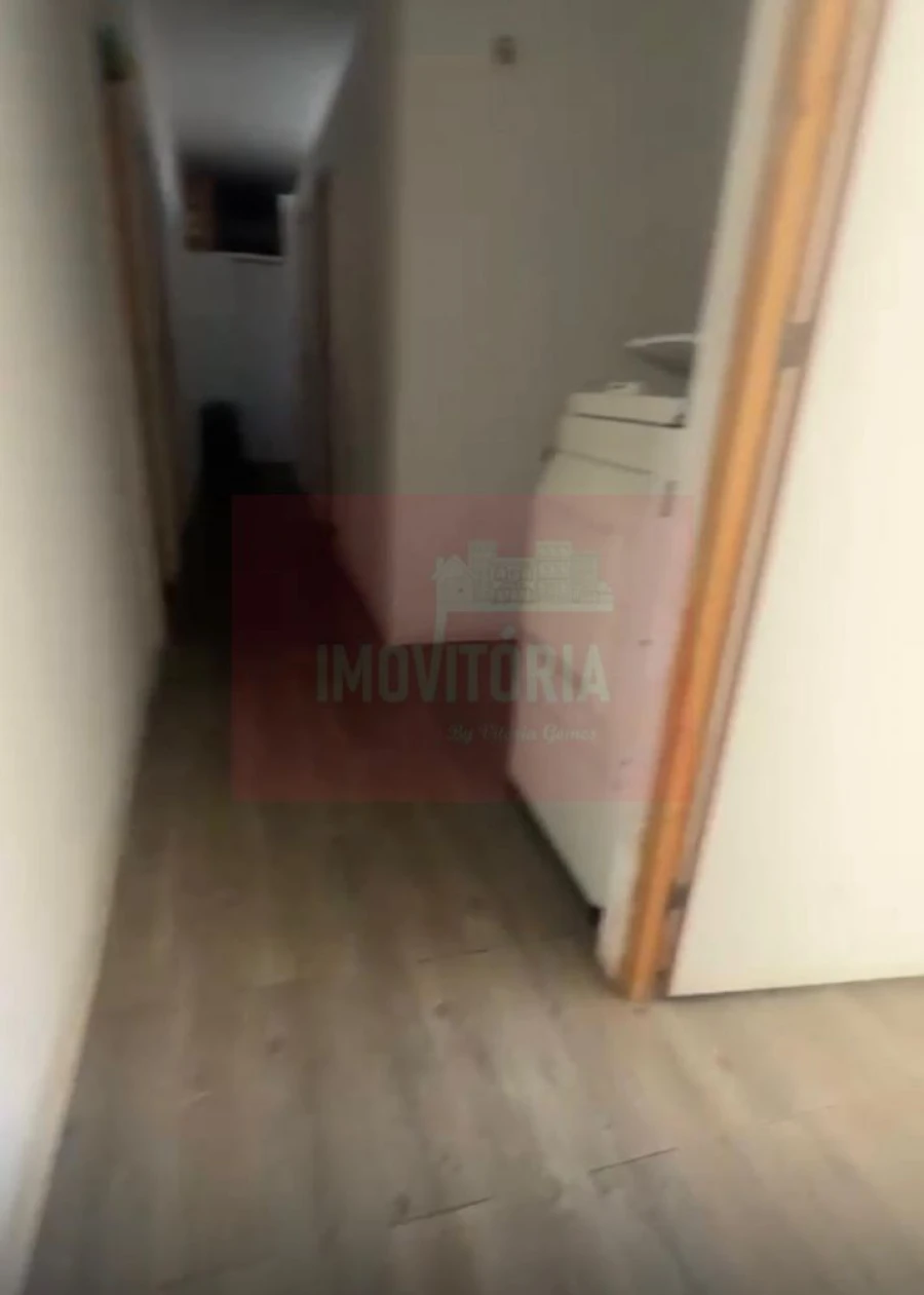 Loja para Arrendamento em Santa Maria Maior Foto 3