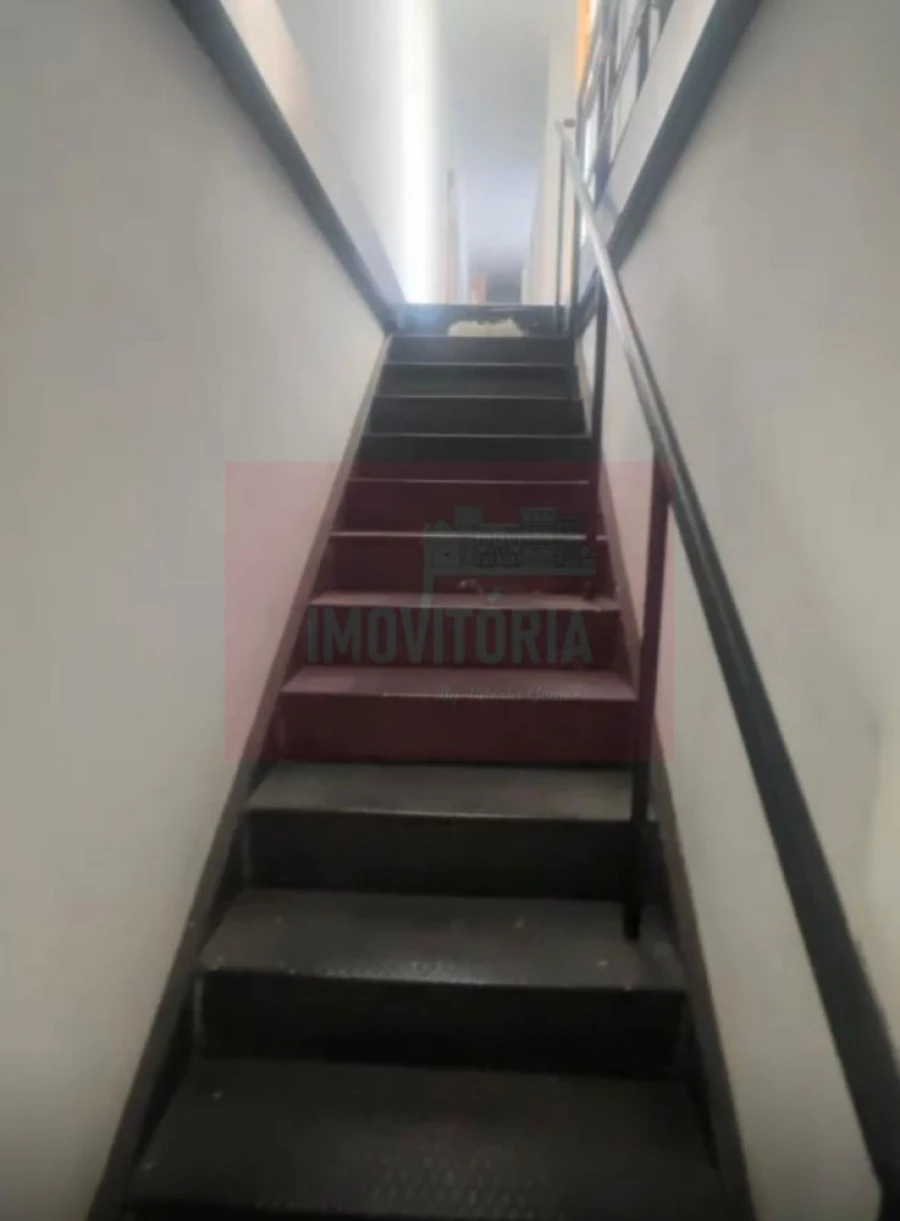Loja para Arrendamento em Santa Maria Maior Foto 4