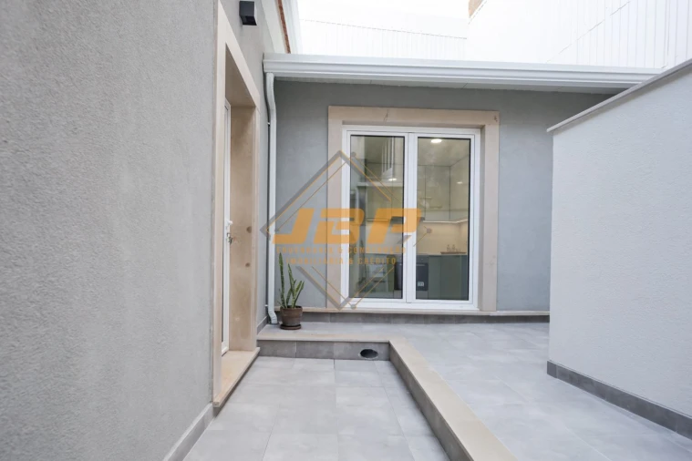 Moradia T2 para Venda em Maiorga Foto 23