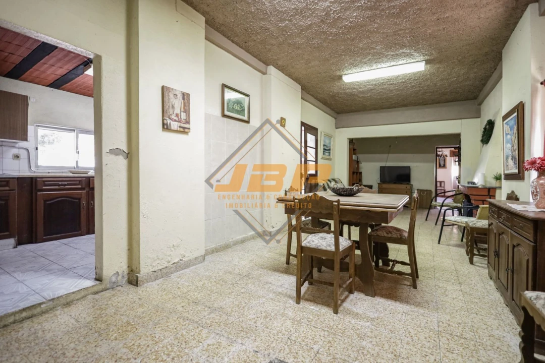Moradia T5 para Venda em Abitureiras Foto 8