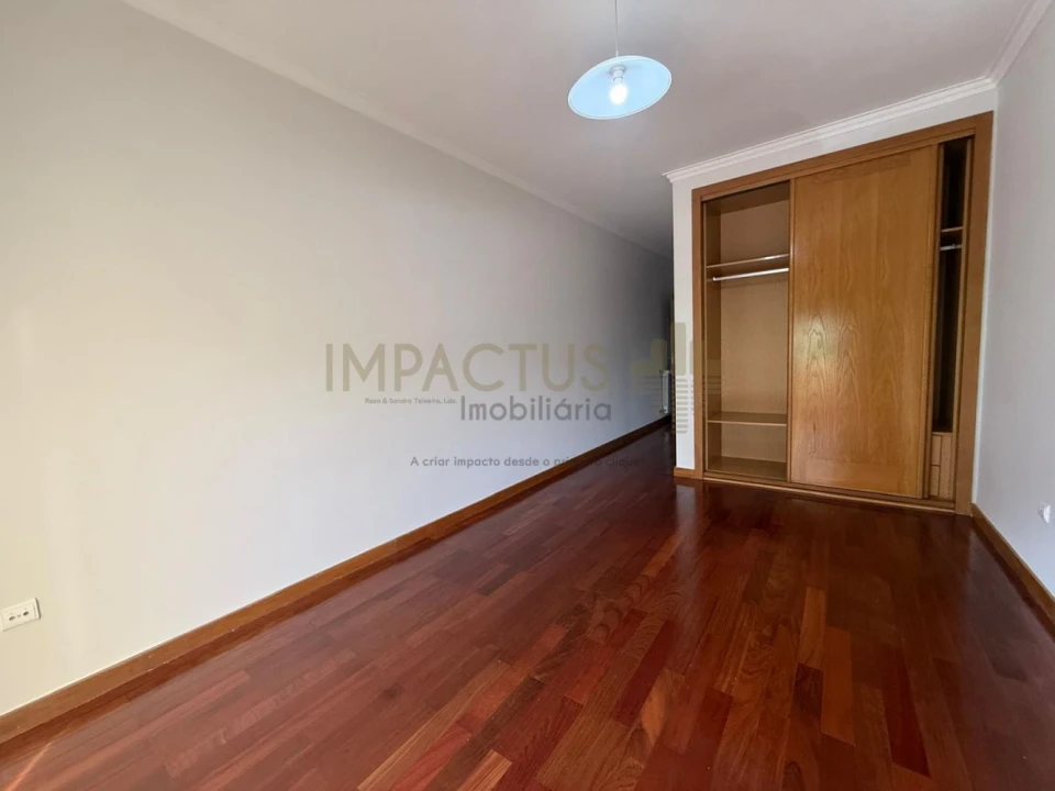 Apartamento T3 para Venda em Vila Nova de Famalicão e Calendário Foto 6
