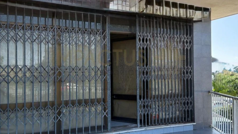 Loja para Venda em Vilar de Pinheiro