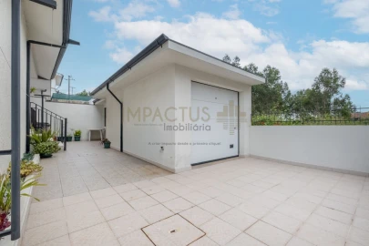 Moradia T5 para Venda em Castêlo da Maia