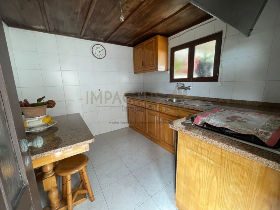 Moradia T4 para Venda em Nogueira e Silva Escura Foto 13