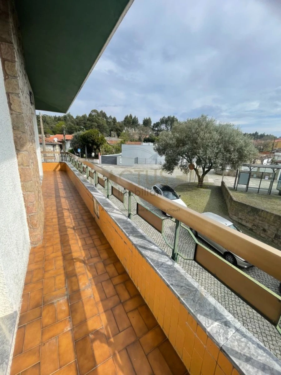 Moradia T4 para Venda em Nogueira e Silva Escura Foto 30