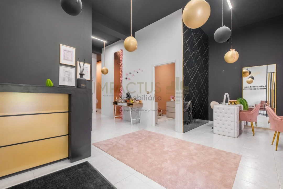 Loja para Trespasse em Castêlo da Maia Foto 4