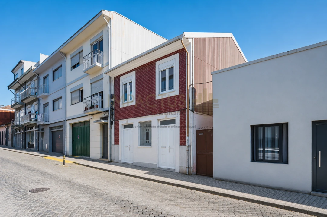 Moradia T3 para Venda em Cedofeita, Santo Ildefonso, Sé, Miragaia, São Nicolau e Vitória Foto 1