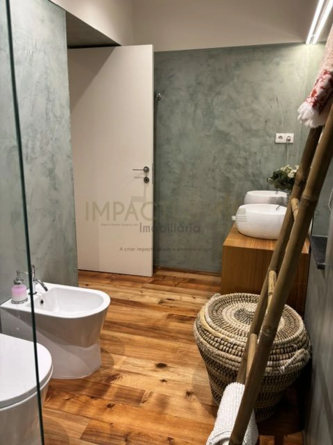 Moradia T3 para Venda em Vilar e Mosteiró Foto 20
