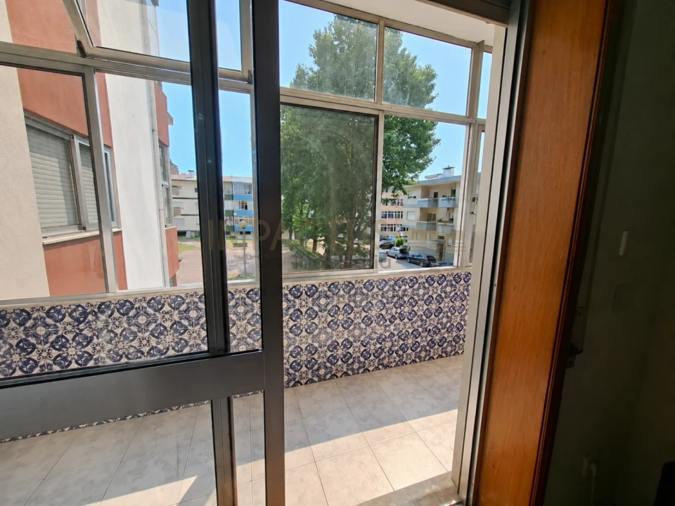 Apartamento T3 para Venda em Castêlo da Maia Foto 5