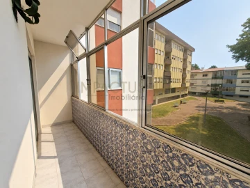 Apartamento T3 para Venda em Castêlo da Maia