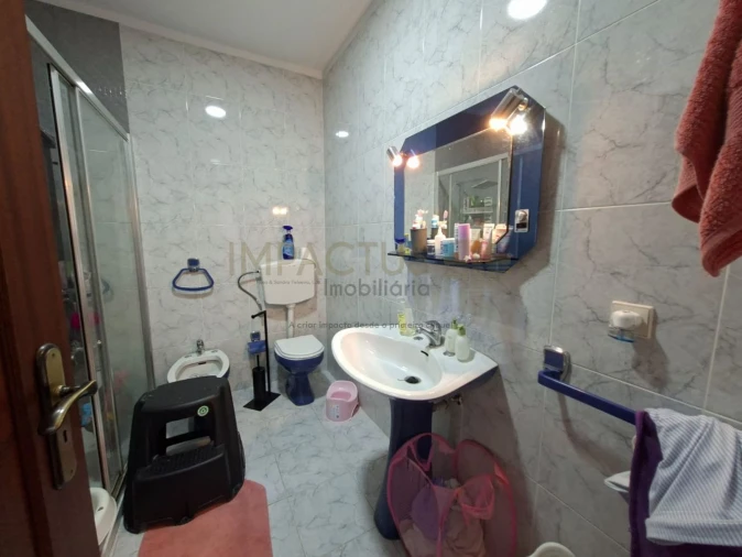Apartamento T3 para Venda em Castêlo da Maia Foto 26