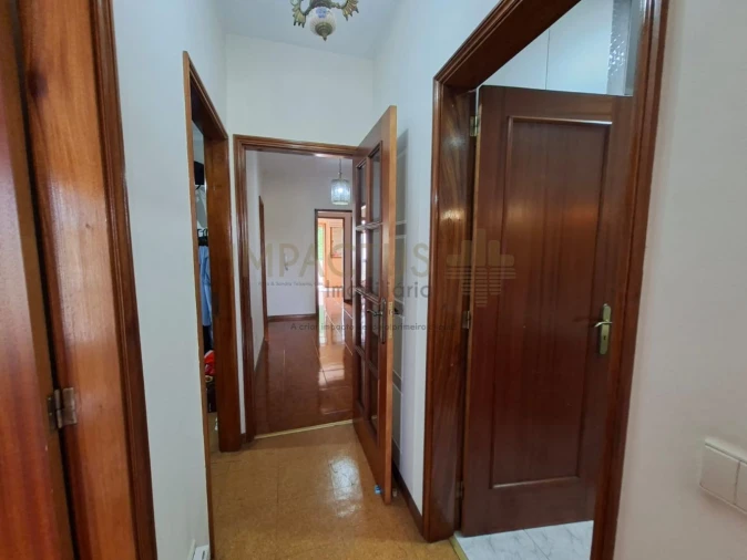 Apartamento T3 para Venda em Castêlo da Maia Foto 25