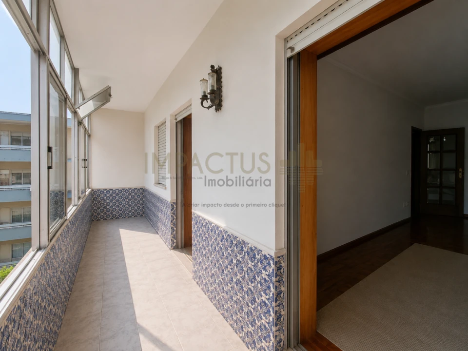 Apartamento T3 para Venda em Castêlo da Maia Foto 6