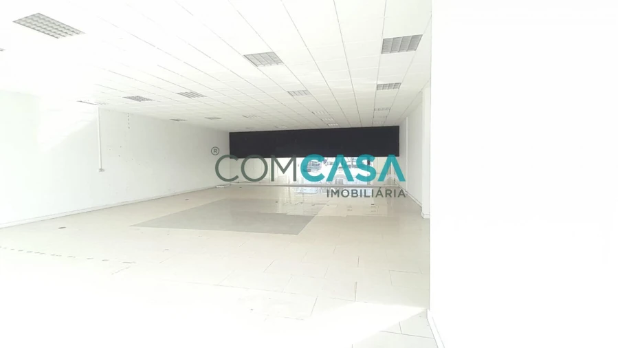 Loja para Arrendamento em Matosinhos e Leça da Palmeira Foto 7