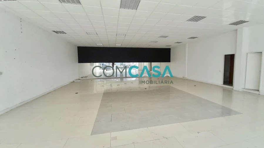 Loja para Arrendamento em Matosinhos e Leça da Palmeira Foto 9