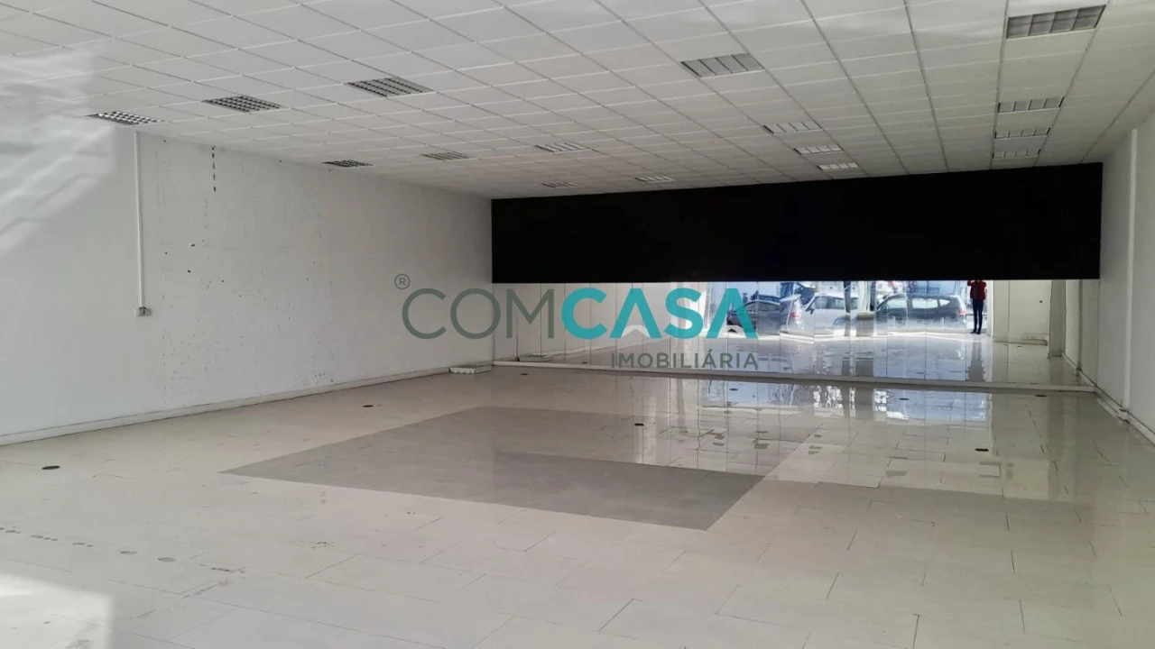 Loja para Arrendamento em Matosinhos e Leça da Palmeira Foto 16