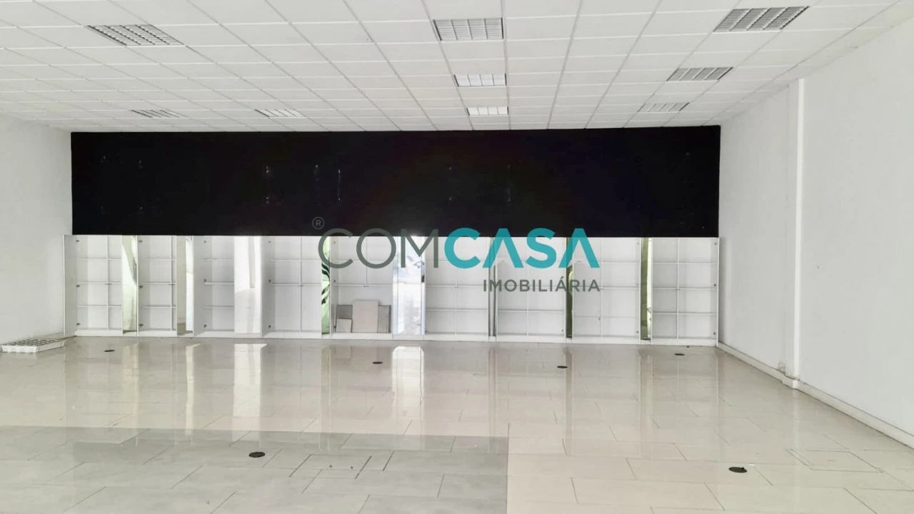 Loja para Arrendamento em Matosinhos e Leça da Palmeira Foto 11